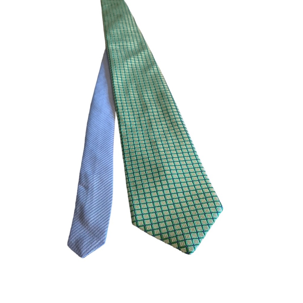 Tommy Hilfiger silk necktie.